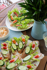 salad, food, plate, vegetable, tomato, appetizer, dinner, fresh, red, green, gourmet, vegetarian, diet, cucumber, lunch, meal, healthy, lettuce, dish, table, vegetables, delicious, onion, meat, restau