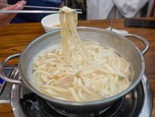 boil noodles with flour