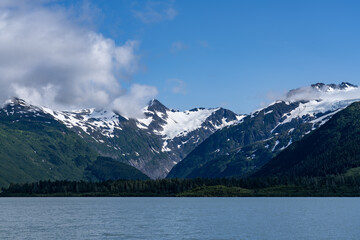 Fototapeta premium Portage Lake, Chugach National Forest, Alaska. Begich, Boggs Visitor Center