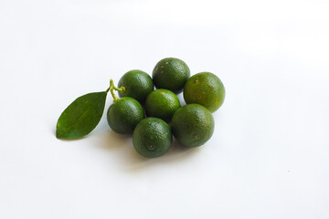 In Indonesia it is often called Chinese Lemon, but generally it is called Lemon Cui which is used to flavor dishes.