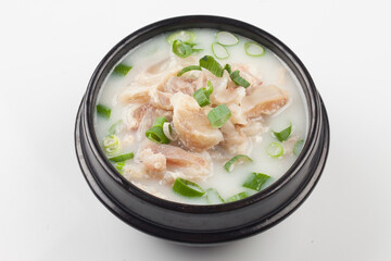   Doganitang is a soup made by boiling beef’s kneecaps.