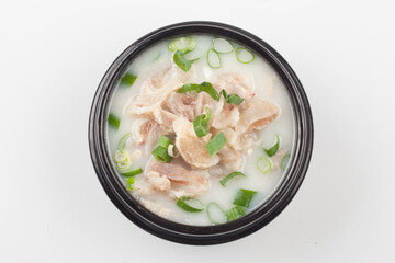   Doganitang is a soup made by boiling beef’s kneecaps.