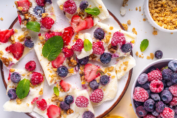 Homemade frozen Yogurt Bark