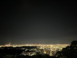 Fototapeta premium lightning over the town