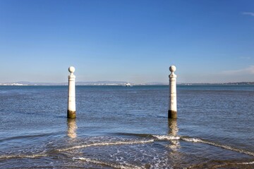 Obraz premium Famous Columns Wharf (Portuguese: Cais das Colunas) at Commerce Square, Lisbon