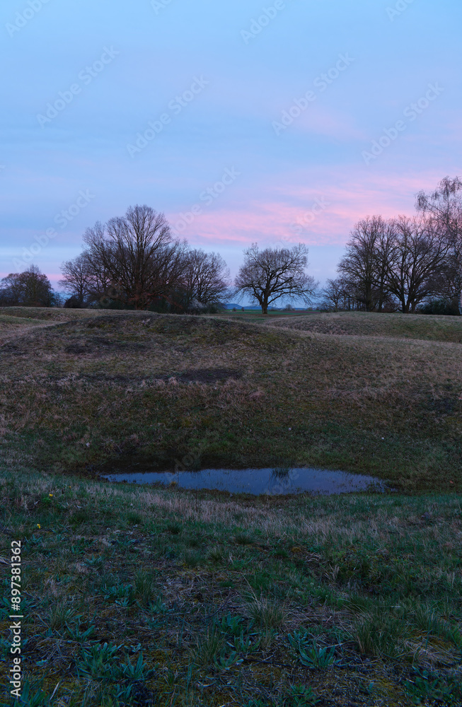 Canvas Prints Abendstimmung im NSG Sulzheimer Gipshügel, Landkreis Schweinfurt, Unterfranken, Bayern, Deutschland.