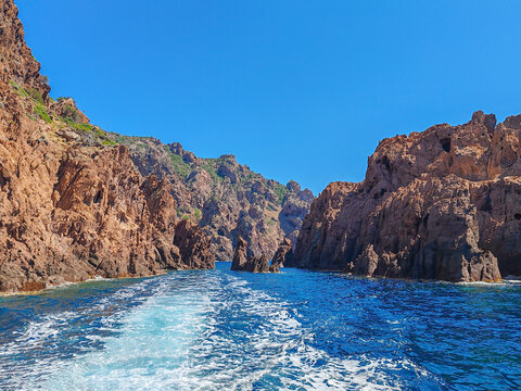 Calanques de Piana - Golfe de Girolata - R&eacute;serve Naturelle de Scandola - Depuis la mer