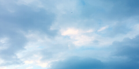 Fototapeta premium Summer clouds abstract graphics creative background pattern soft effect live atmosphere, sunny, clear, fluffy sun light effect on the column white clouds color reflection image wallpaper banner templt