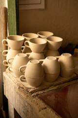 Taller Piezas en cerámica vasos