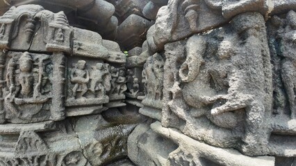 Obraz premium 11th - Century Ambreshwar Shiva temple, Mumbai, Maharashtra, India