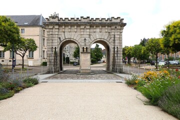 Fototapeta premium La porte Saint Paul, porte de ville, Ville de Verdun, département de la Meuse, France
