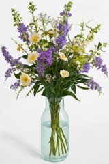 Obraz premium Elegant Bouquet of Fresh Flowers in Vase
