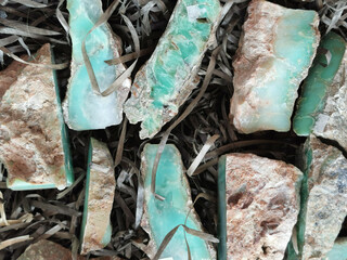 natural green opal minerals (prasopal)