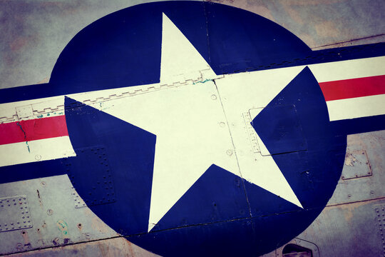 Emblem der US Air Force auf einem Milit&auml;rjet 