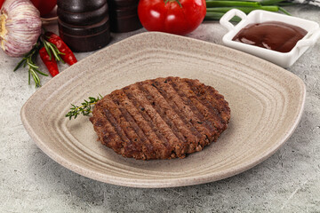 Grilled minced beef burger cutlet