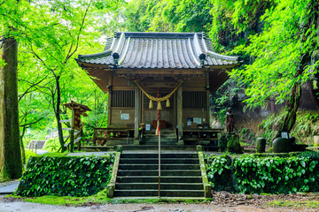 夏の八女津媛神社　福岡県八女市　YameTsuhime Shrine in summer. Fukuoka Pref, Yame City.