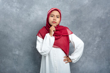 A woman hijab-wearing Indonesian independence clothing 