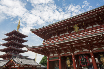 Sensoji, also known as Asakusa Kannon Temple is a Buddhist temple located in Asakusa. It is one of Tokyo's most colorful and popular temples.