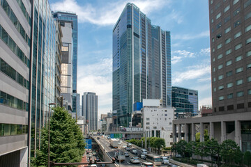 東京都渋谷区の大規模再開発施設、渋谷サクラステージと国道246号線