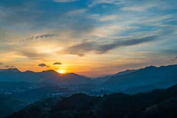 国見ヶ丘展望台の朝焼け