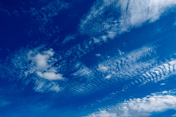 Bizarrer Wolkenhimmel