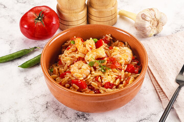 Italian pasta orzo with prawn