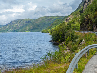 Blick über den See in Norwegen