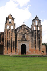 Fototapeta premium cathedral of manì, yucatan, mexico