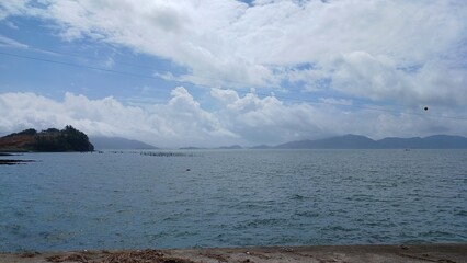 경남 사천 바닷가