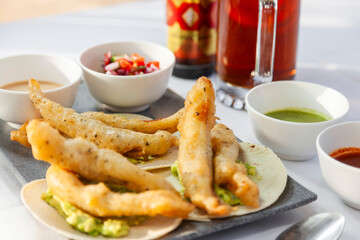 Tacos de Camarón Capeado