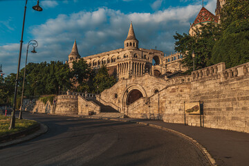 Obraz premium Roman Catholic Matthias Church and Fisherman's Bastion Budapest Hungary 24.06.24