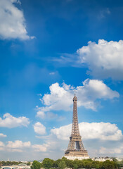 Fototapeta premium Eiffel tower and beautiful sky.