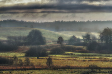 Jesienne mgły © Robert