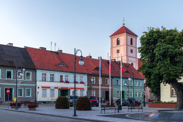 Obraz premium Market Square in Otyń (Poland, Nowa Sól County, Lubusz Voivodeship). Summer evening cityscape.