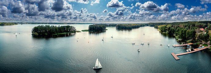 Jezioro Dadaj w województwie warmińsko-mazurskim. © Janusz Lipiński