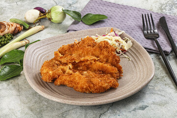 Tonkatsu fried cutlet with cabbage