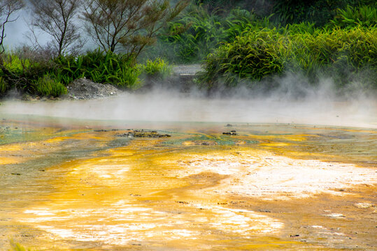 Waiotapu Thermal Wonderland - New Zealand