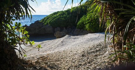 ナリサ浜（珊瑚の浜）、波照間島、沖縄県