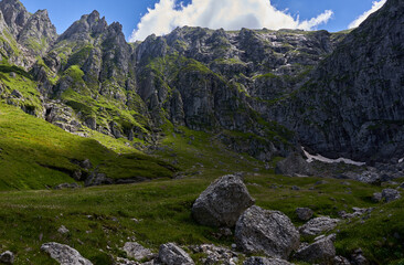 Obraz premium Summer in the mountains