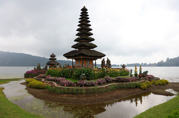 Templo Ulun Danu Beratan o Bratan, Bali, Indonesia