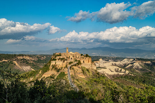 Civita di Bagnoregio - die sterbende Stadt