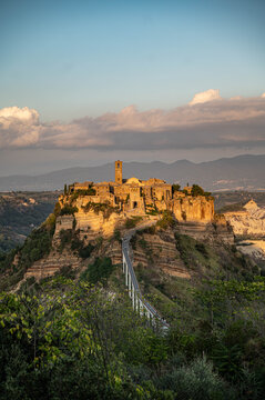 Civita di Bagnoregio - die sterbende Stadt