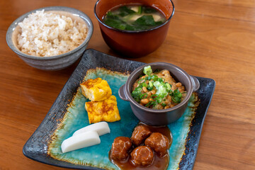 美味しそうな和風朝食