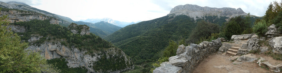 Escauin
