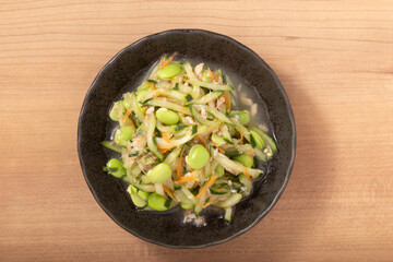 枝豆とキュウリとにんじんのツナ和え