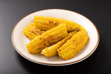 とうもろこしのバター醤油焼き