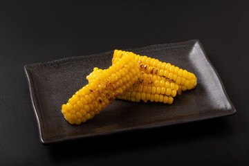 とうもろこしのバター醤油焼き