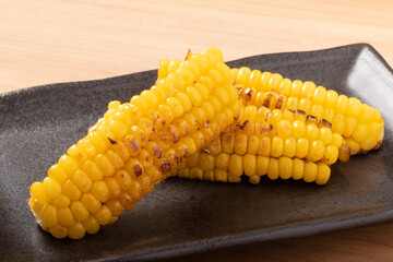 とうもろこしのバター醤油焼き
