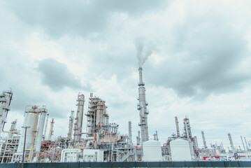 Oil cracking refinery complex with tankage, distillation unit, steam, power, water-treatment...