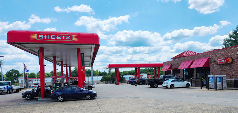 Sheetz Gas Station and Convenience Store, Manassas Park, Virginia, USA